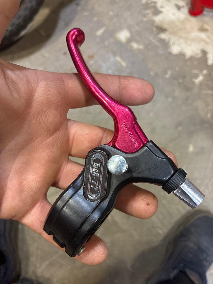 tech 77 left lever red