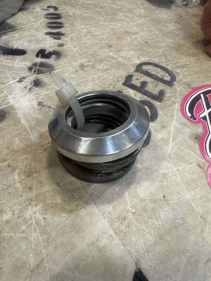 Crupi 11/8 integrated headset polish