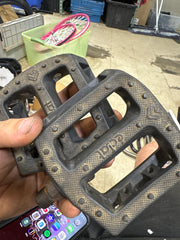 Eclat plastic pedal