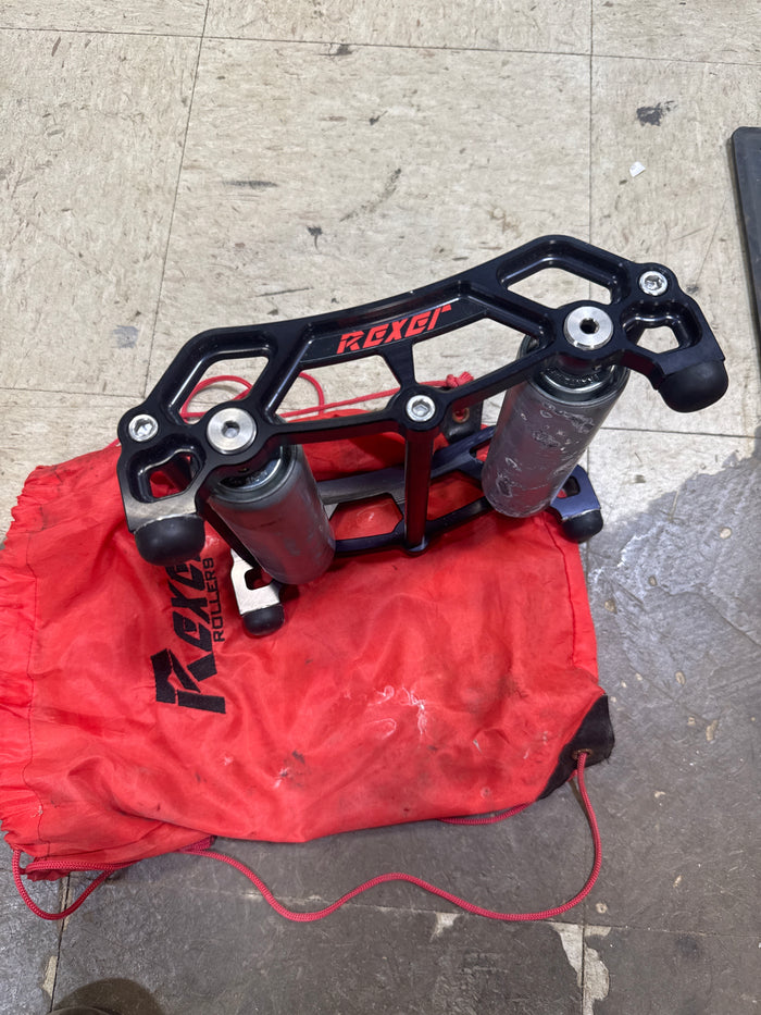 Rexer rear wheel rollers